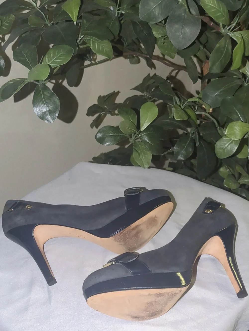 ANTONIO MELANI Navy Suede Buckle Peep-Toe Pumps